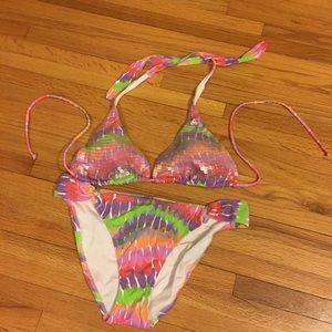 Victoria’s Secret bikini